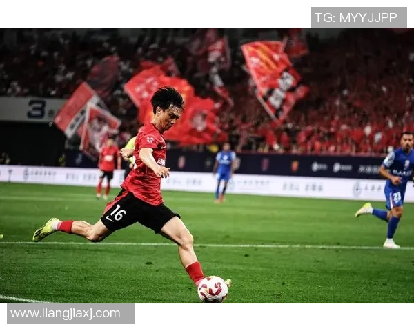 中国足球队在百名足球明星名单中崭露头角 实力崇高彰显国际影响力