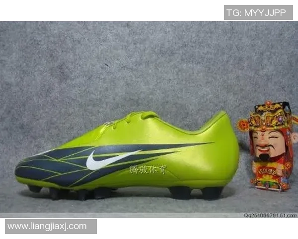 世界杯球星专属足球鞋解析：技术与个性并存的赛场利器