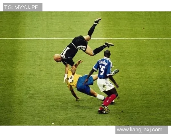 全球足球明星精彩瞬间合集 各国球王风采与经典时刻全纪录 全球足球明星精彩瞬间合集 各国球王风采与经典时刻全纪录