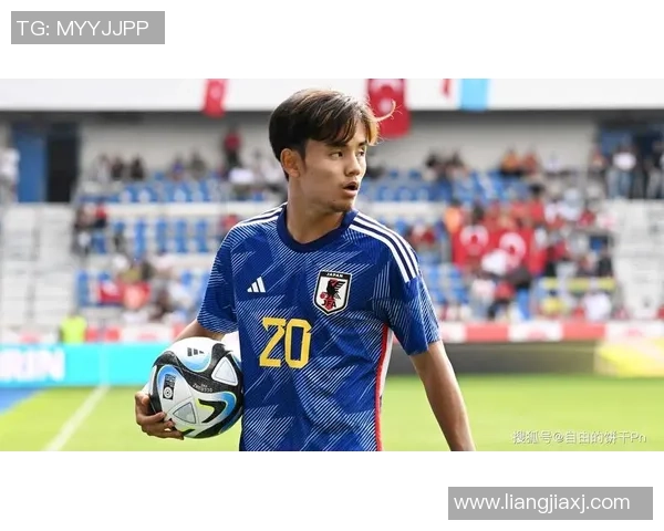 日本足球球星行为中心的管理模式与球员职业发展新探索