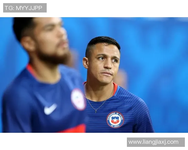 智利足球传奇人物回顾 从阿里亚斯到桑切斯的光辉历程