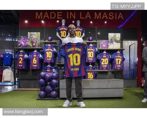 全球足球球星薪资排行榜：顶级球员年薪数据与背后商业价值解析